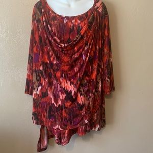 Catherine’s 1X asymmetric patterned wrap top scoop neck side slit